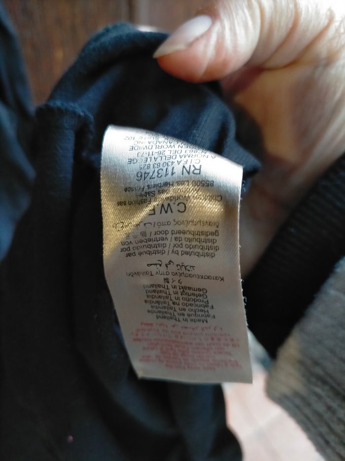 Très jolie robe Burberry 8 ans - photo numéro 6