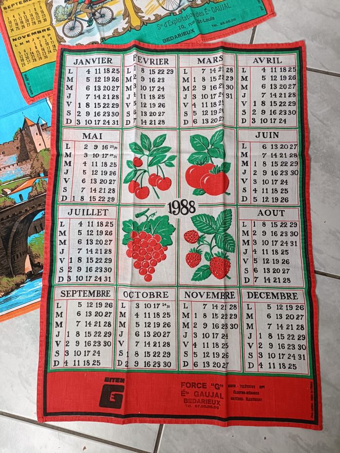 Lot de 6 torchons vintage calendrier et région - photo numéro 4