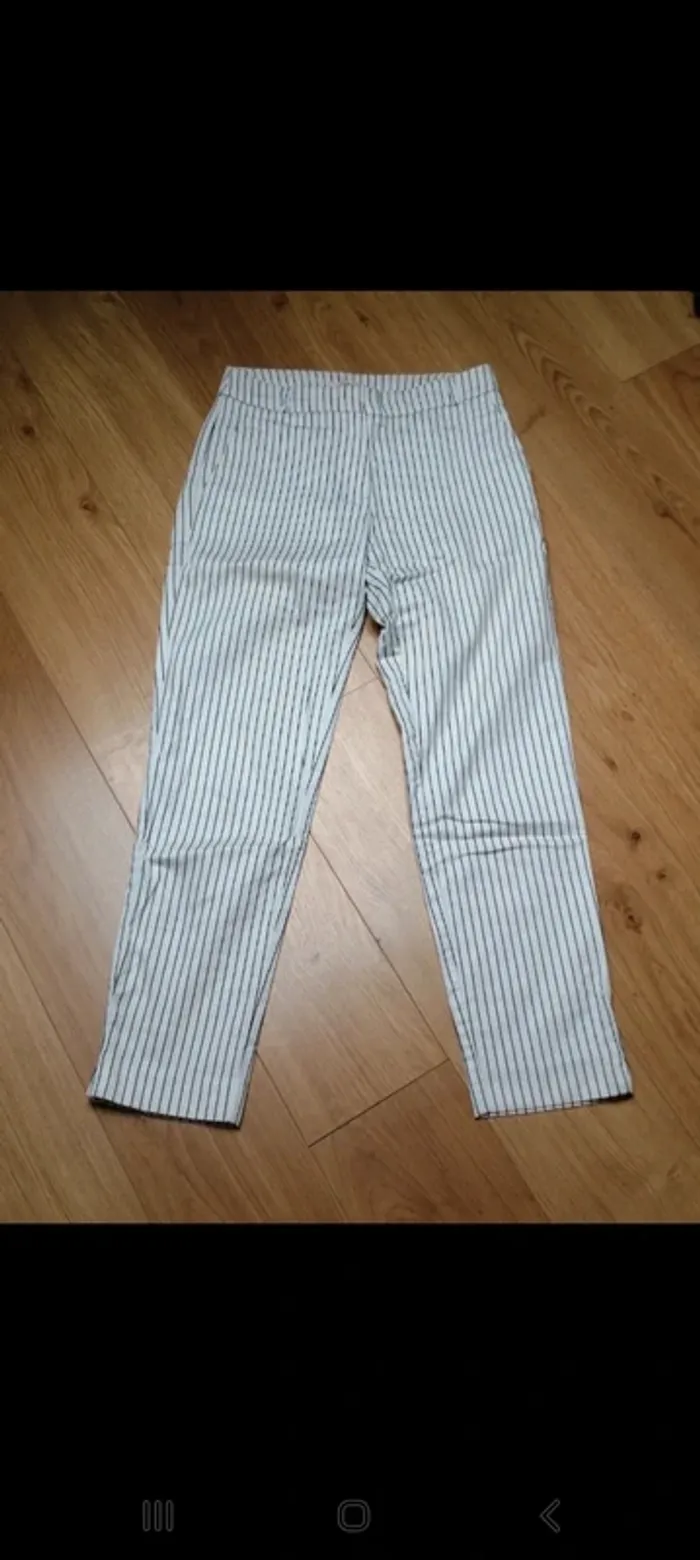 Pantalon 3/4 rayé Camaïeu T34 - photo numéro 2