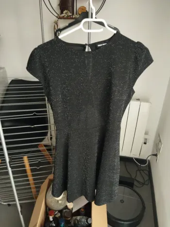 Robe paillettes taille M