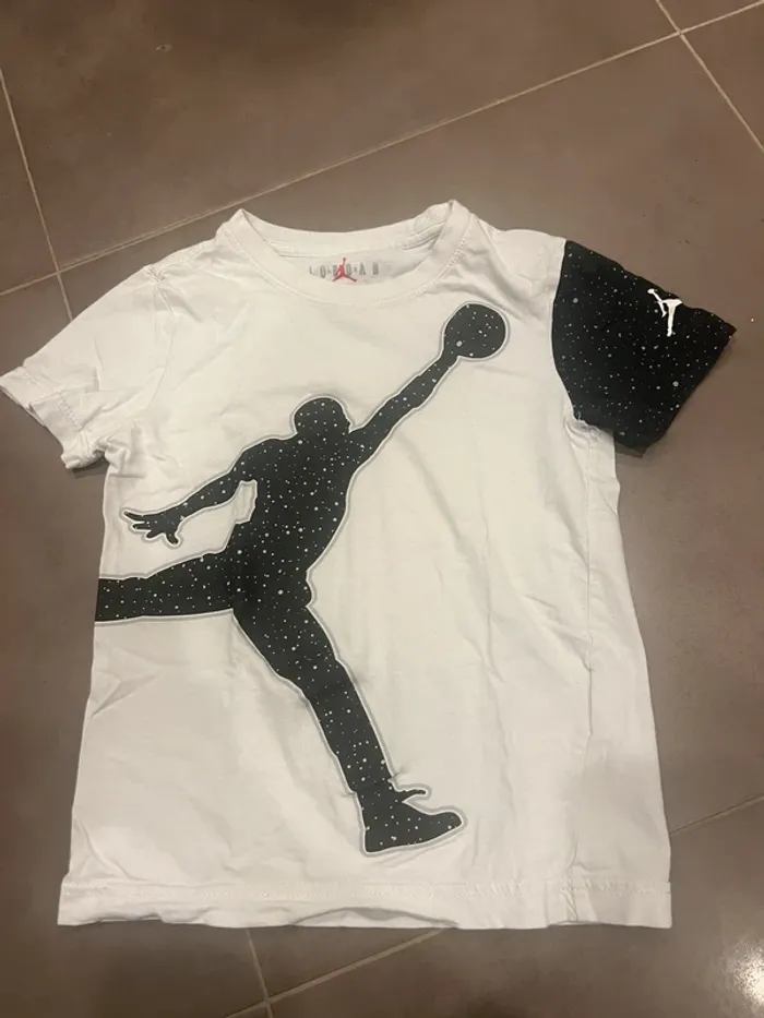Tshirt jordan 6 ans