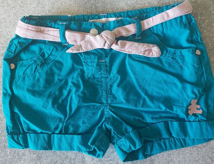 Short fille - photo numéro 2