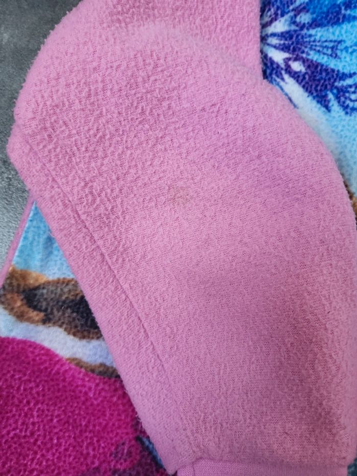 Combi pyjama reine des neiges 5 ans très bon état - photo numéro 5