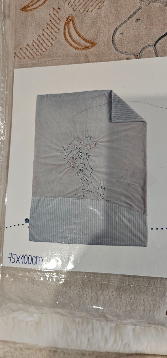 Magnifique couverture rhinocéros Noukie's 75×100 Neuf - photo numéro 3