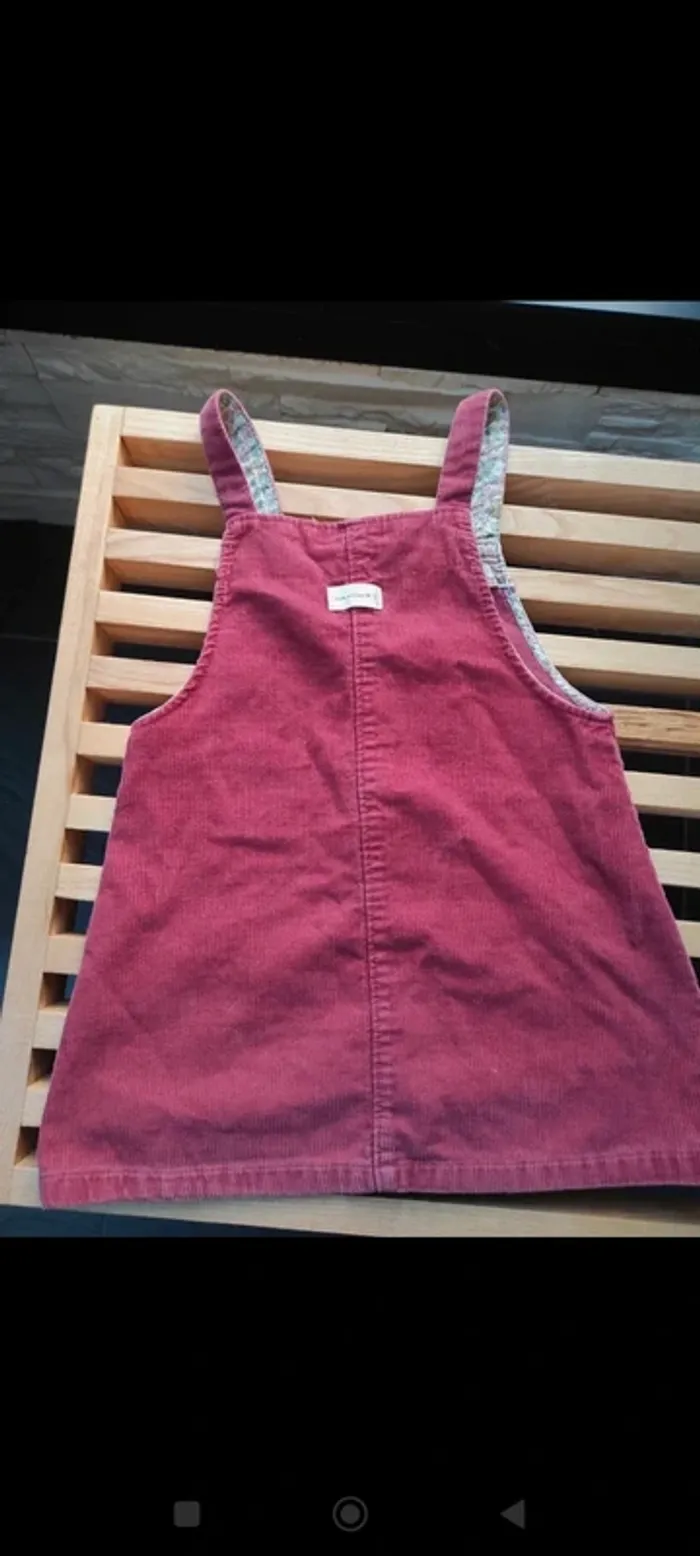 Robe salopette velours côtelé bordeaux Zara – 3 ans / 98 cm - photo numéro 3