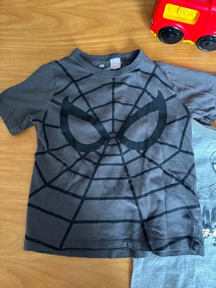 Teeshirt Spiderman - photo numéro 2