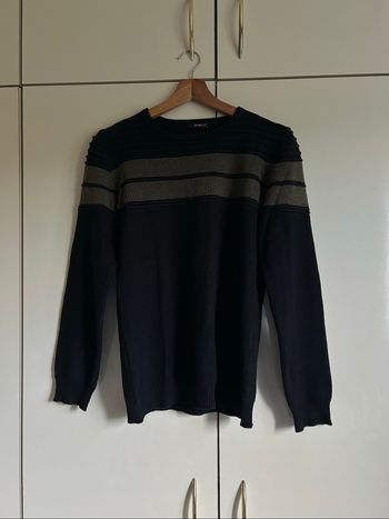 Pull léger à manche longue noir et kaki