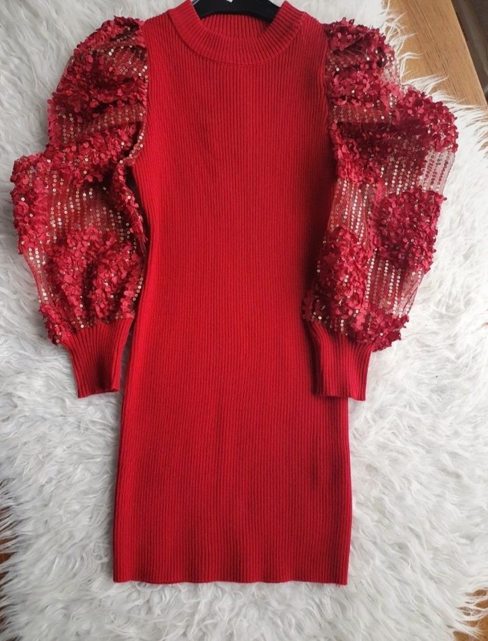 Robe chic bordeaux sequins doré NEUVE 14 ans - photo numéro 3