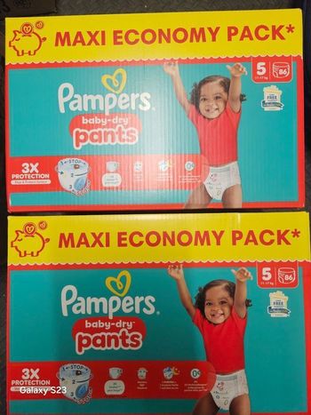 2 cartons de couches Pampers pants taille 5