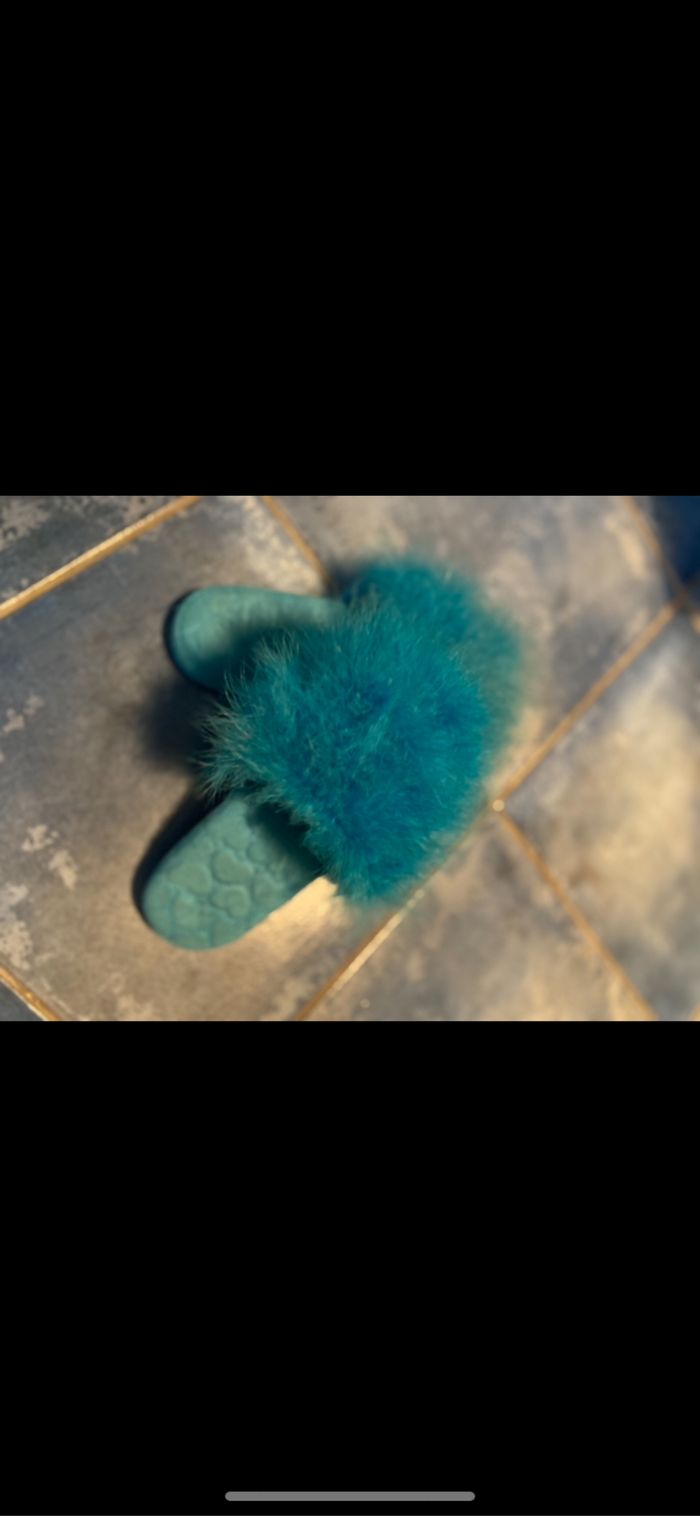 Pantoufles bleue - photo numéro 2