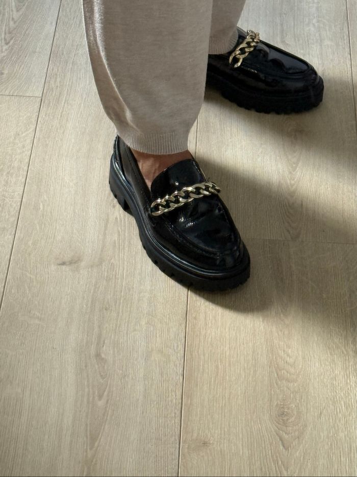 Mocassins vernies  noires Tamaris T38 - photo numéro 6