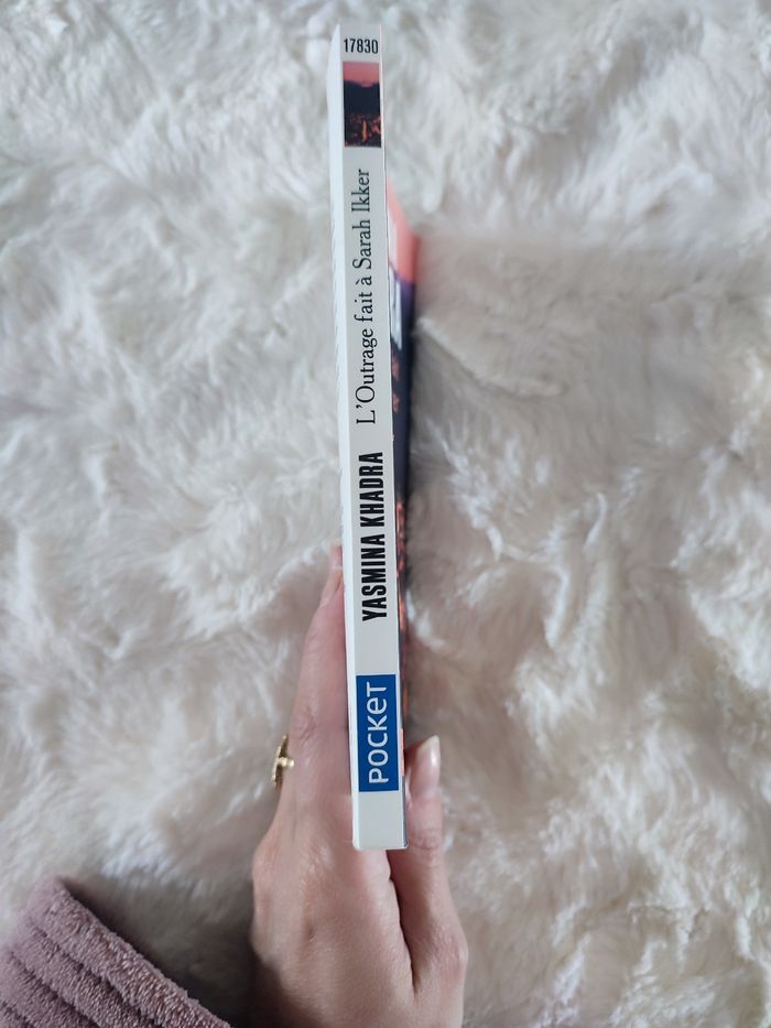 L'outrage fait à Sarah ikker Yasmina Khadra - photo numéro 2