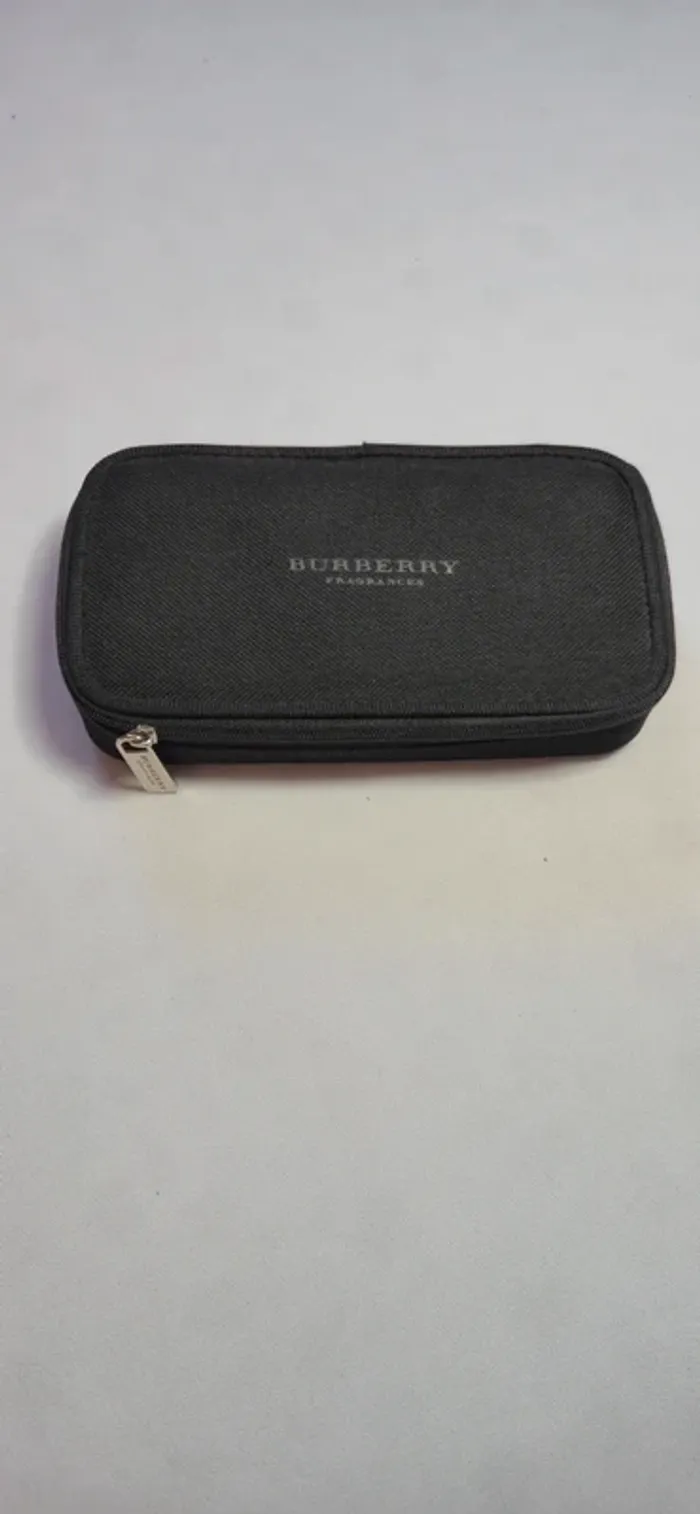 Pochette étui Burberry fragrance