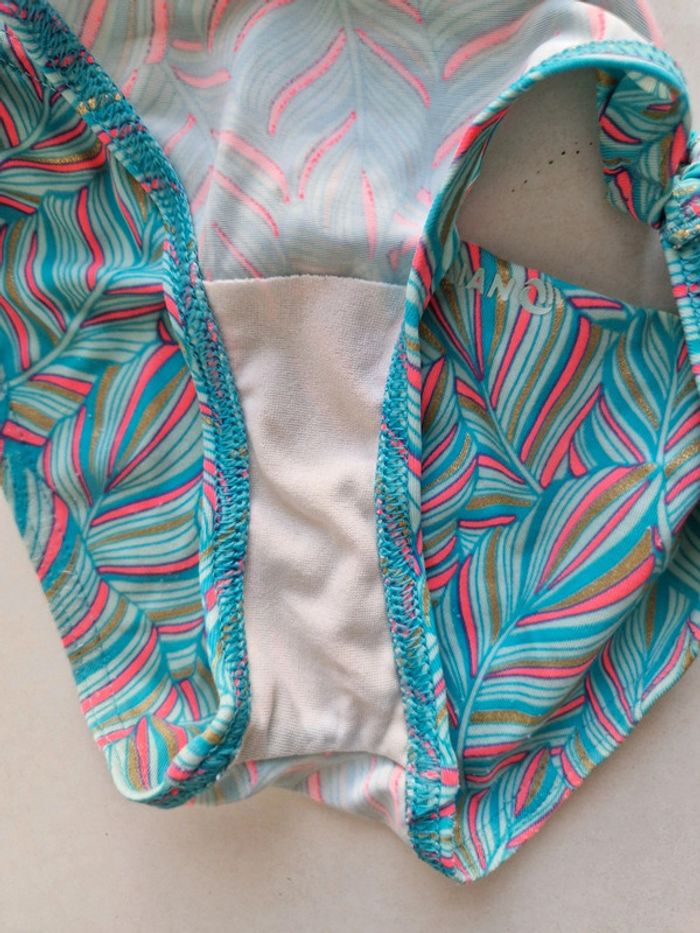 Lot 2 maillots de bain 1 chapeau été 4 ans - photo numéro 7