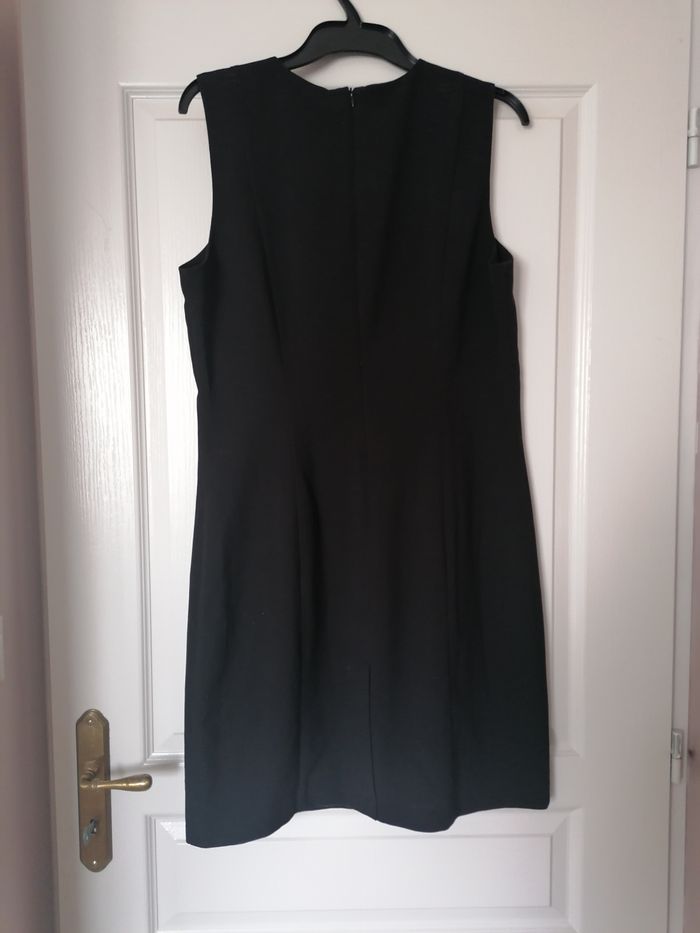 Robe noir classique - photo numéro 2