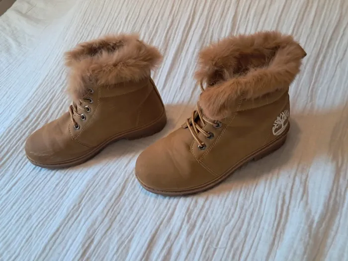 Bottes marron / camel avec fausse fourrure p37 bon état - photo numéro 3