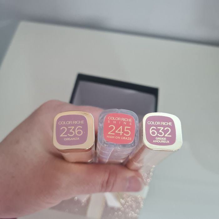 Lot de rouges à  lèvres - photo numéro 3