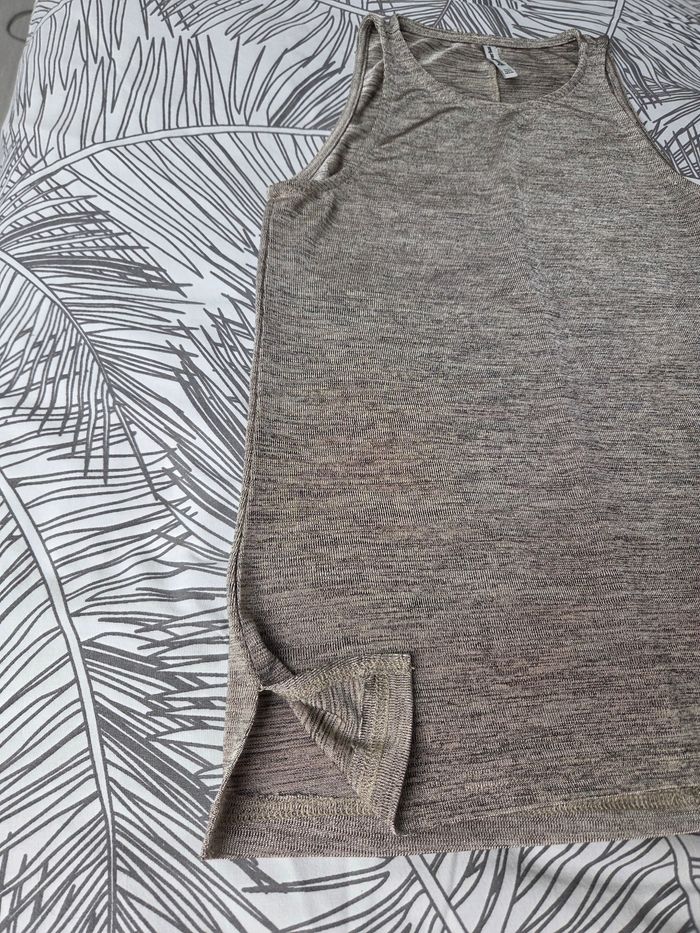 Top beige/dorée Stradivarius - photo numéro 3