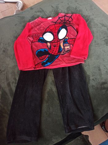 Pyjama velours spider man
