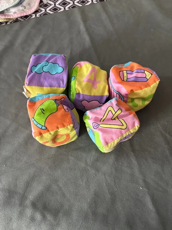 Lot de 4 cubes