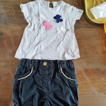 Vend ensemble t-shirt et shorts