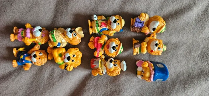 Lot de figurines Kinder - photo numéro 7
