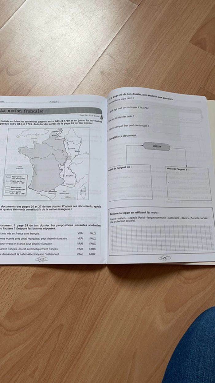 Dossier Hachette et guide pédagogique - photo numéro 8