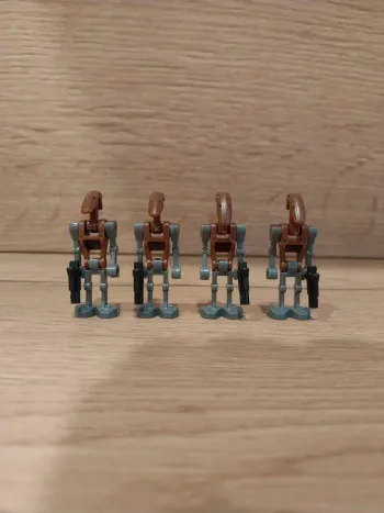 Figurines type lego 4 droides rocket battle star wars