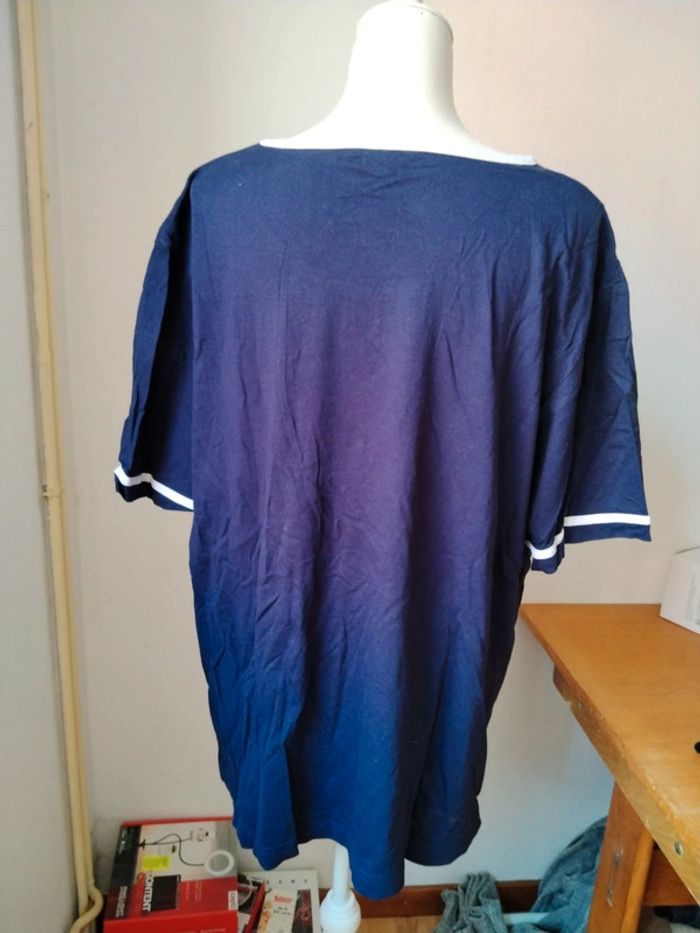 Tee shirt (carton 1) - photo numéro 2