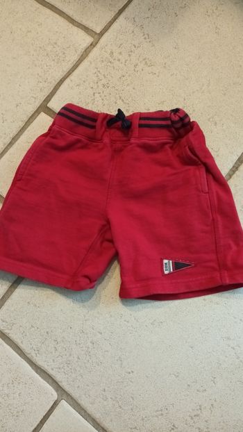4 shorts 4ans