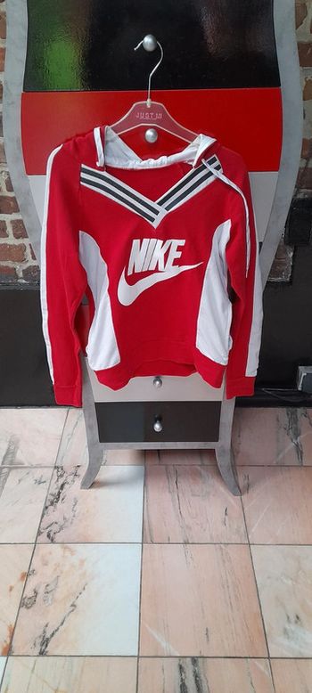 Pull nike