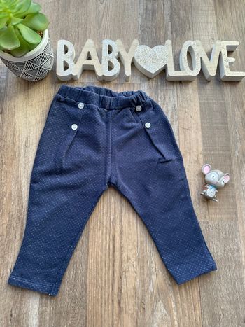 - Pantalon Grain de blé       - 9 mois - Très bon état  