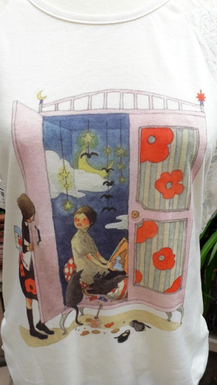 Tee-shirt imprimé manches dentelle - photo numéro 2