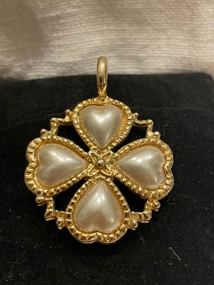 Pendentif Balaboosté