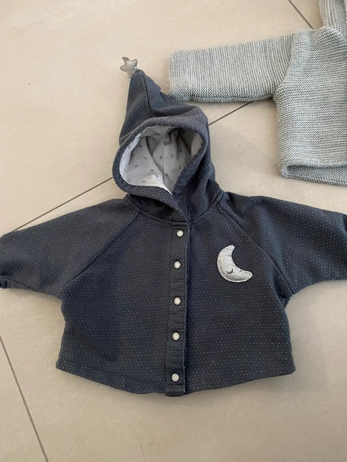 Gilets / vestes bébé 1 mois - photo numéro 3