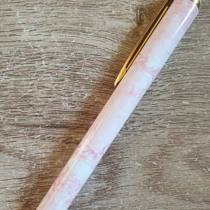 📚 Stylo bille #emyfleury_scolaire - photo numéro 2