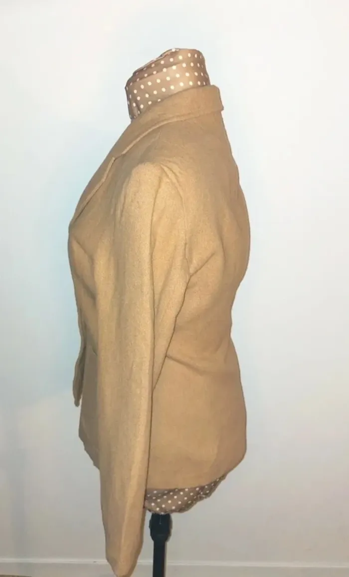 Veste en laine beige femme, vintage, taille M, excellent état - photo numéro 4
