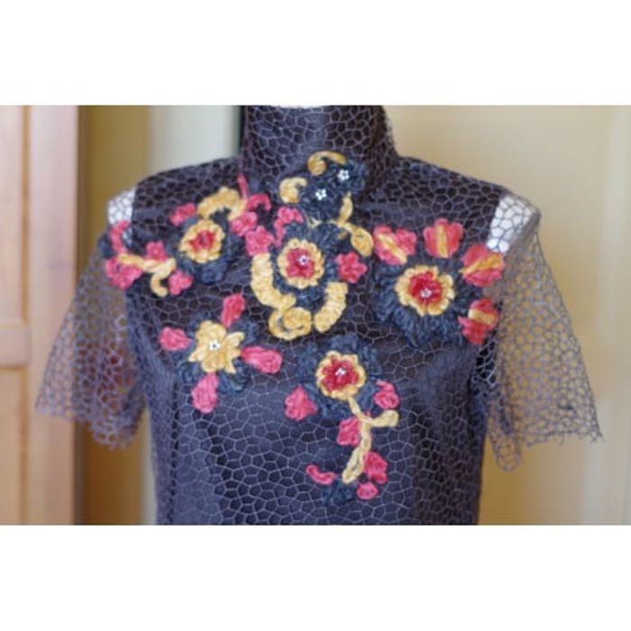 LE MIRAGE - Robe courte brodée T40 - photo numéro 6