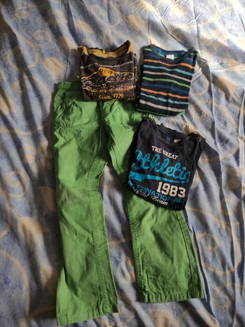 Lot 4 vêtements 5/6 ans