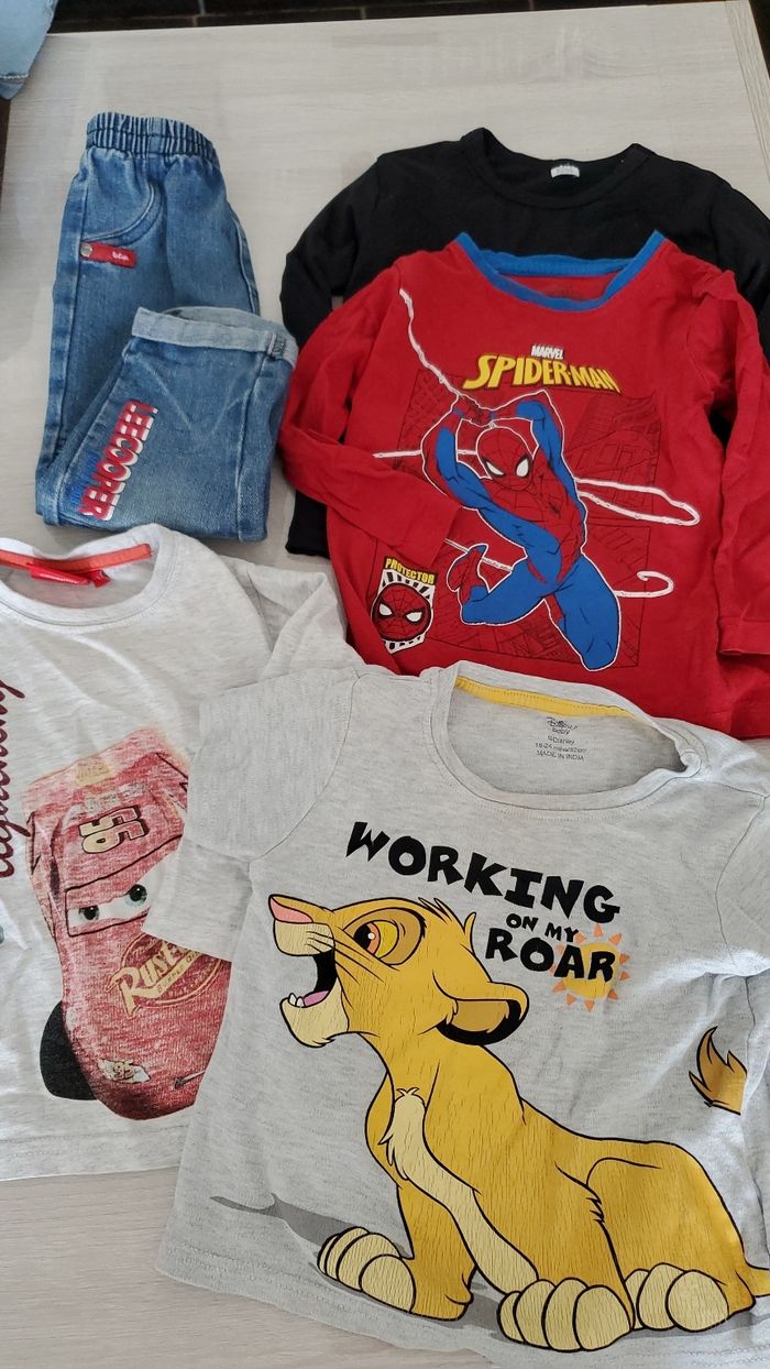 Lot vêtements Garcon 1/2 ans - photo numéro 2