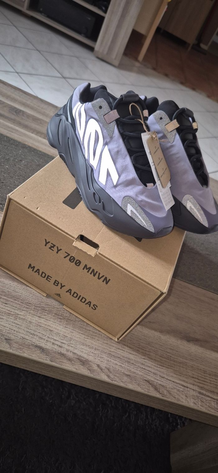 Yeezy 700 MNVN - photo numéro 2