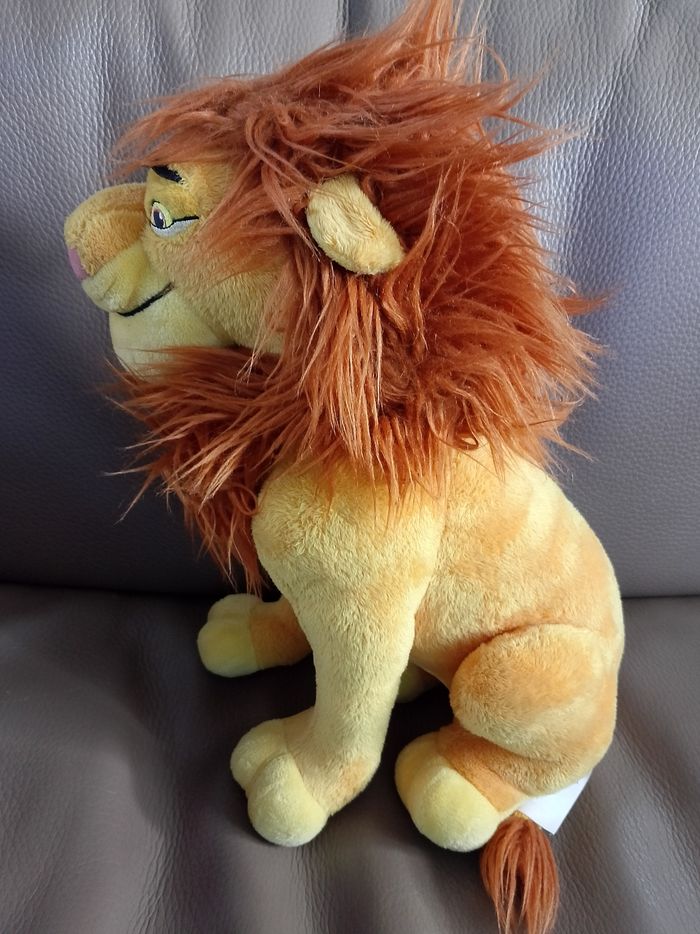 Peluche moufasa roi lion Disney store 40 cm - photo numéro 8