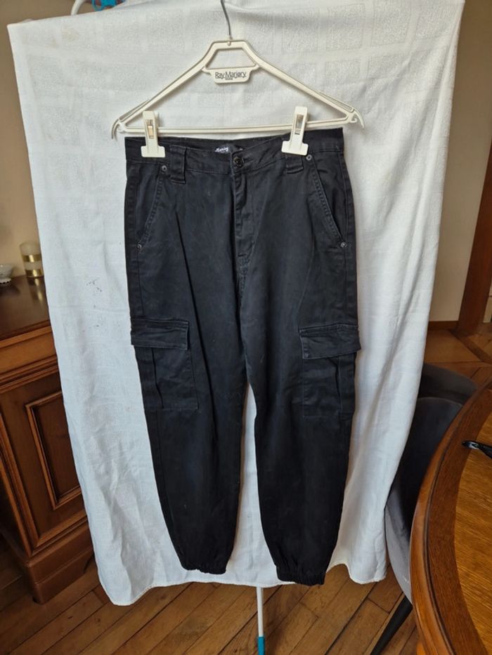 un pantalon cargo taille 40 - photo numéro 6