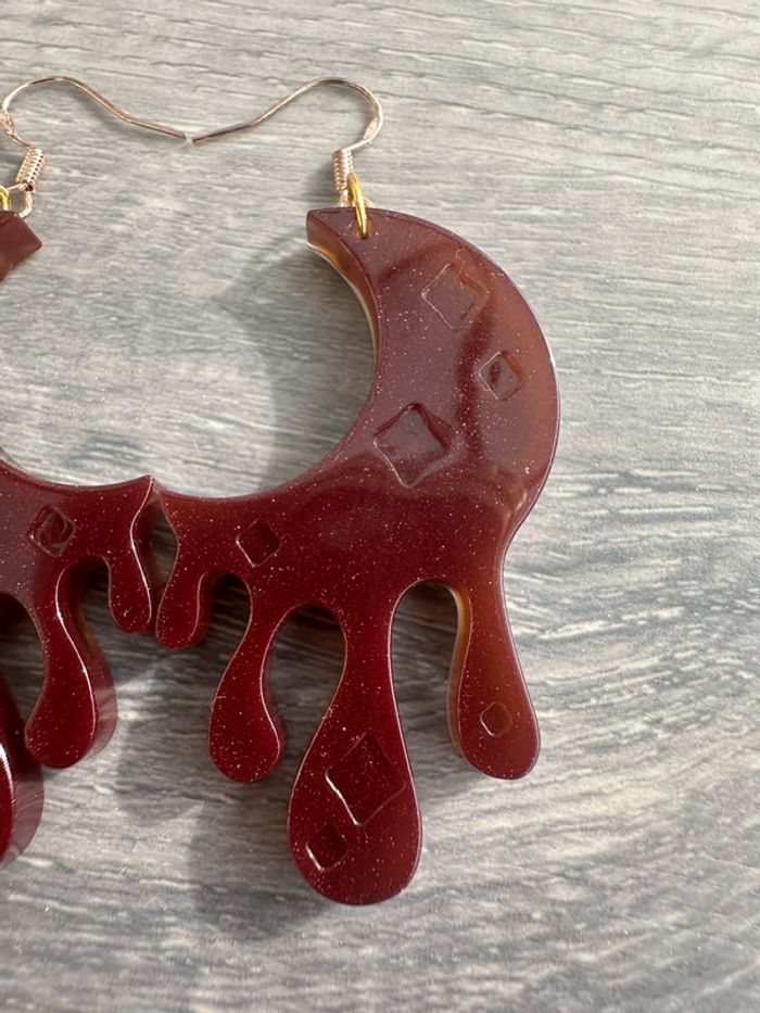 Boucles d'oreille lune dégoulinante - photo numéro 3