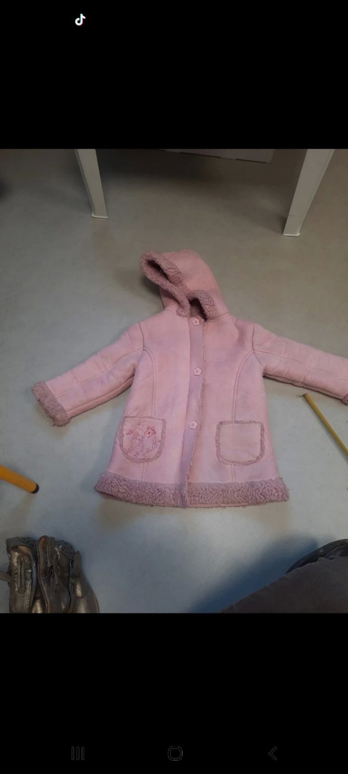 Manteau rose moumoute