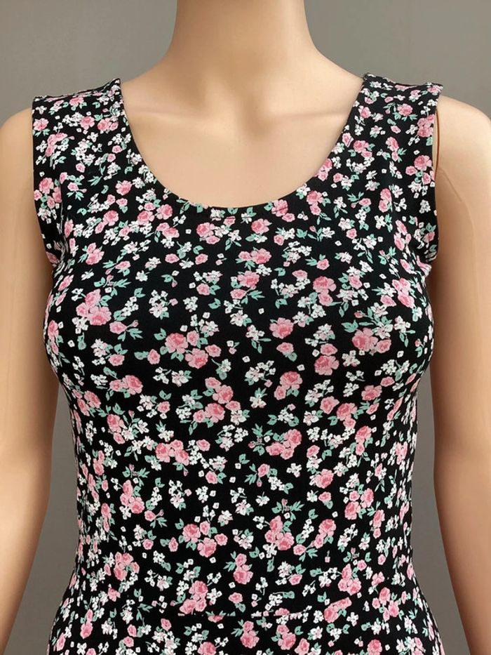 Robe floral Clockhouse taille XS - Très bon état - photo numéro 2