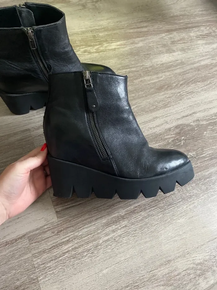 Boots en cuir Ateliers Mégis - photo numéro 2
