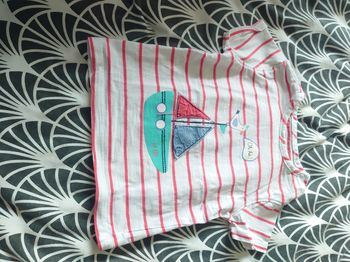 T-shirt bébé fille taille 12 mois