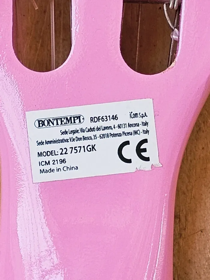 Guitare rose en bois jouet enfant fille - photo numéro 4