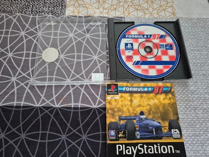 Jeu PS1 Formula 1  97 - photo numéro 2